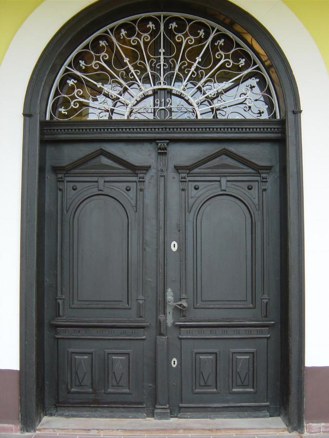 Bed and Breakfast Nitt Pince és Panzió Kisharsány Exterior foto
